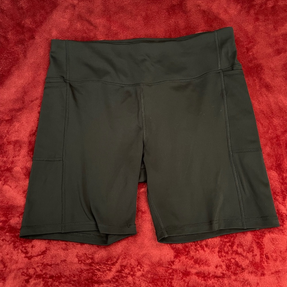 Active Biker Shorts